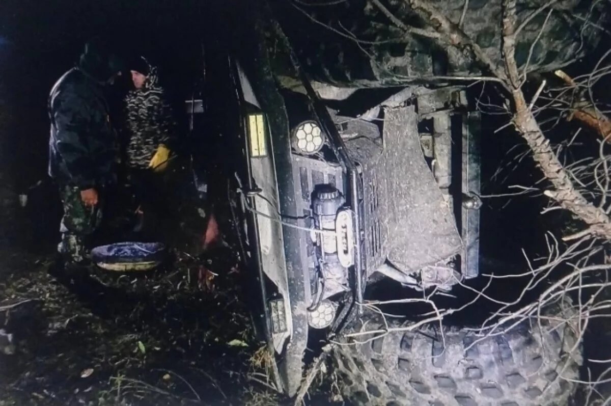    В Омской области в результате опрокидывания мотоболотохода погиб водитель