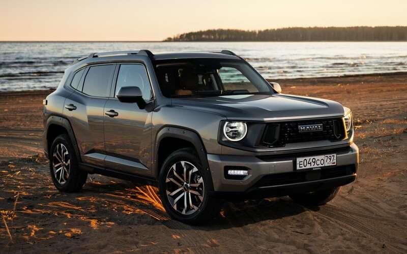    Haval Н7 в Китае тоже недавно обновили. К нам посвежевший кроссовер приедет еще нескоро.