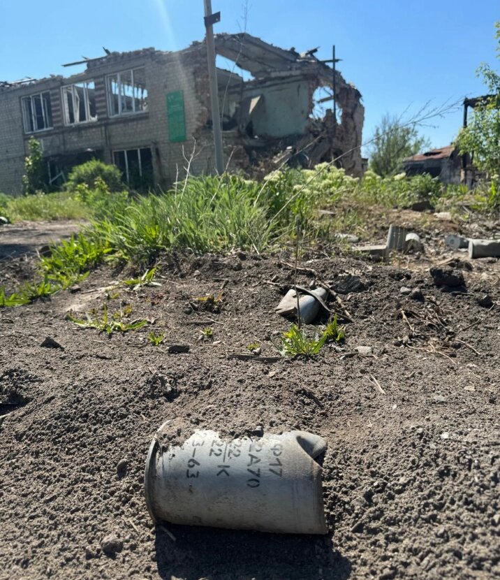    Гильзы от снарядов до сих пор лежат здесь по обочинам дорог в большом количестве. Фото: «АиФ-Дальинформ»