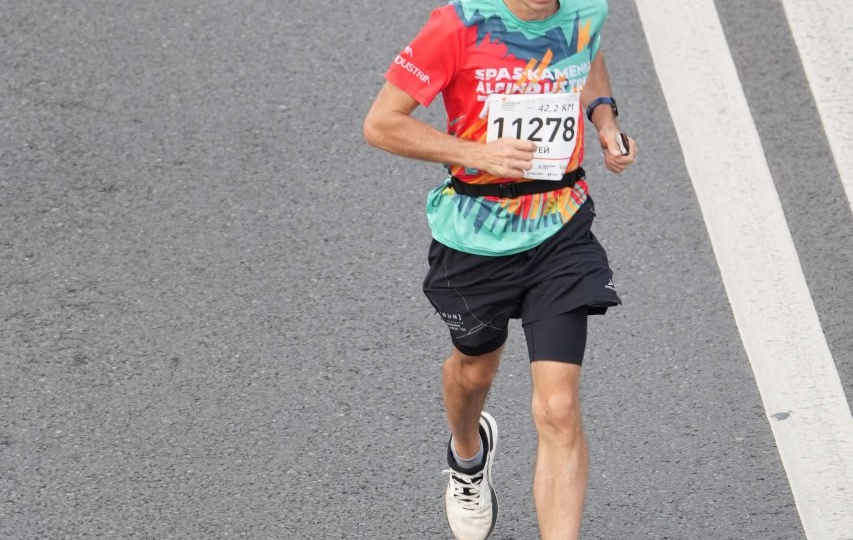 Интервью с марафонцем Сергеем Никифоровым: в 53 года от 4:10 до 3:34!