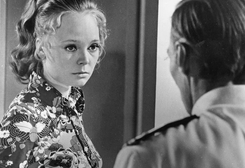 "Мне было 17 и я столкнулась с диктатурой режиссера-тирана Герасимова": стала мамой в 56, чуть не потеряла сына и судилась с зятем