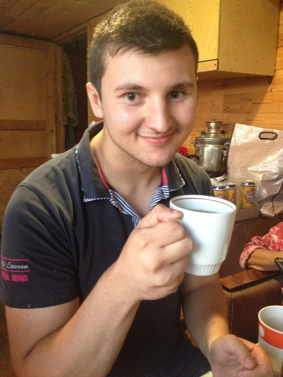 Эх молодой еще..