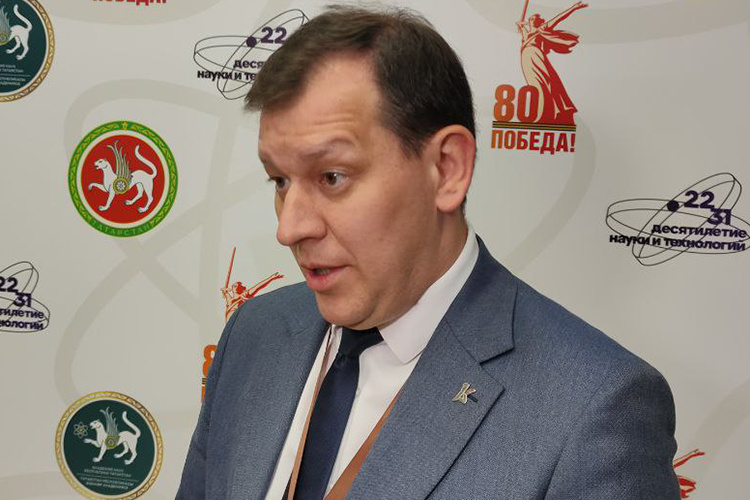    По словам директора ИЯЛИ Ильгиза Халикова, в последнее время интерес к татароведению возрастает как в научных центрах Москвы и Санкт-Петербурга, так и в регионах