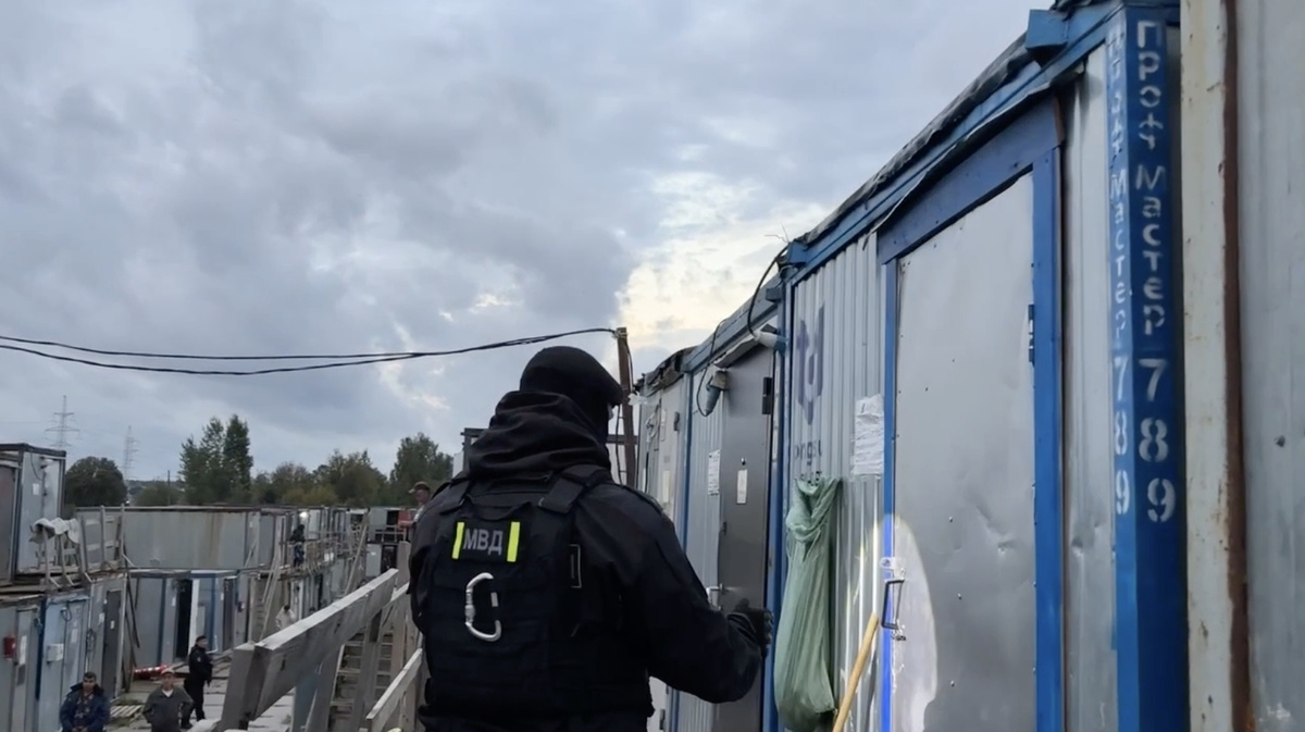 Фото: кадр из видео пресс-службы ГУ МВД России по Петербургу и Ленобласти