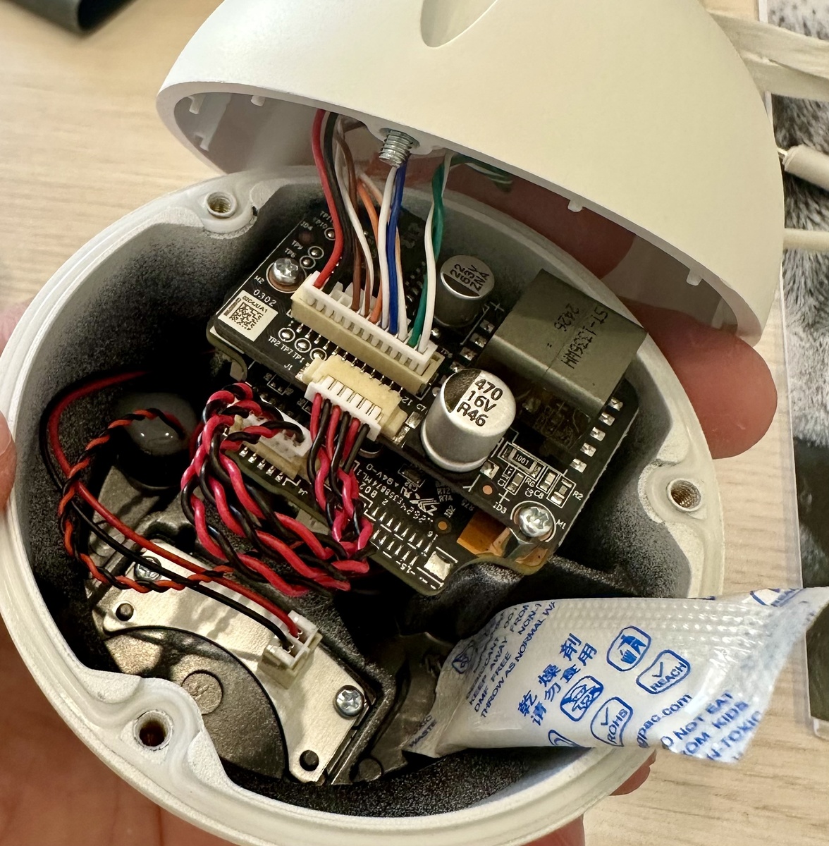 У обеих камер одинаковая начинка при разных форм-факторах