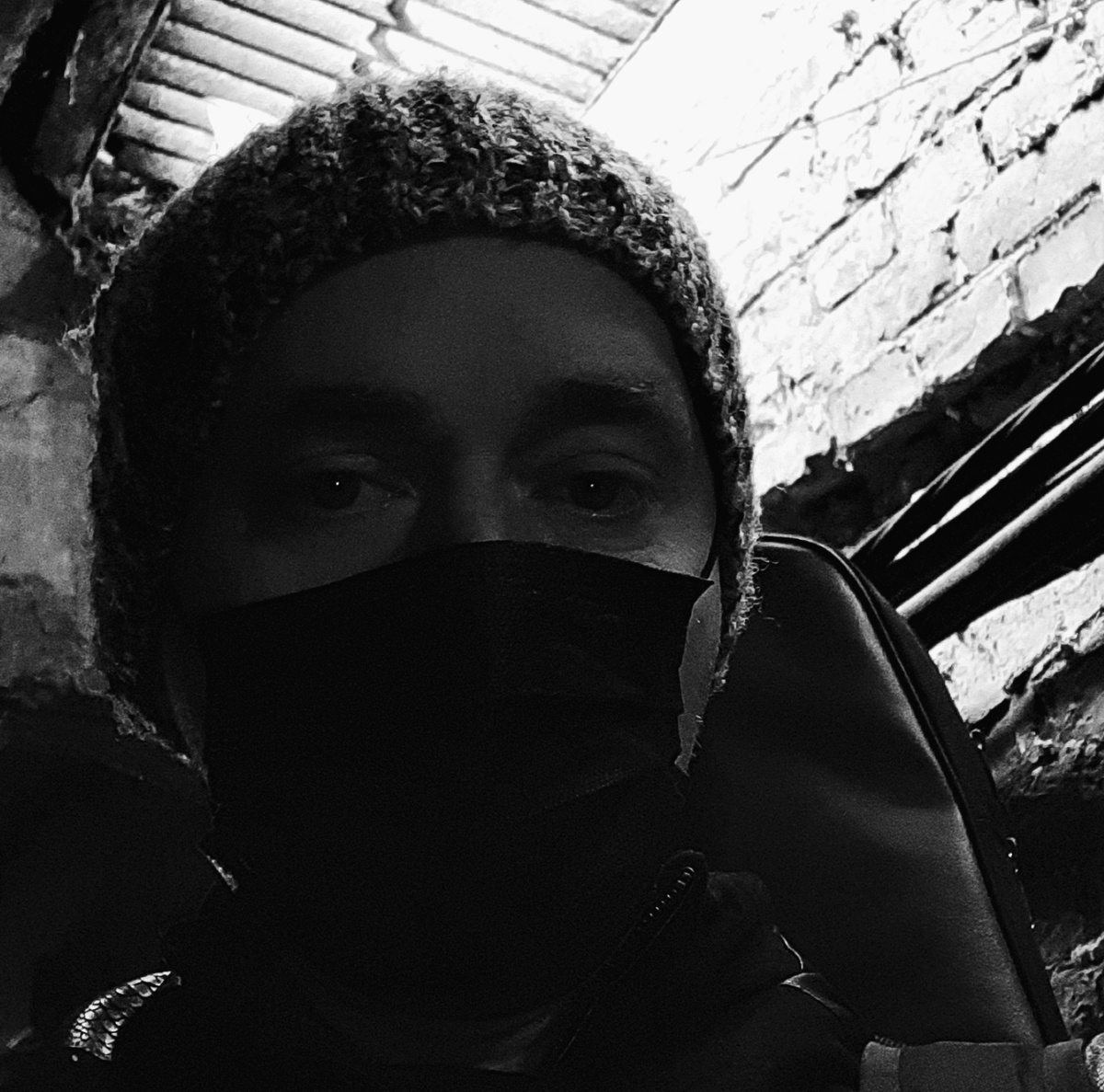 Одна из самых заглублённых репетиционных баз Питера "Anderground". В тоннелях можно снимать фильмы про апокалипсис. .