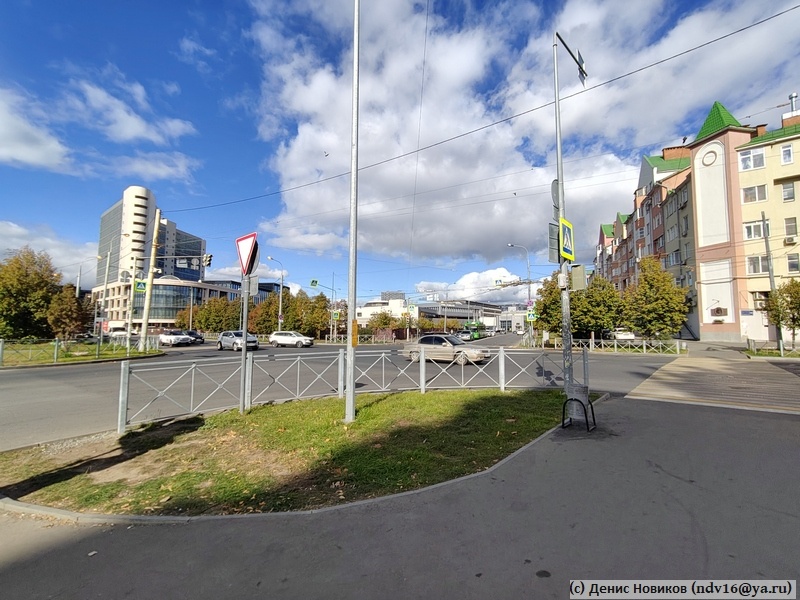 Всё хорошо, только заборы мешают