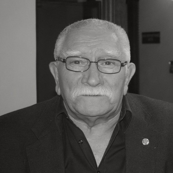     90-летие со дня рождения Армена Джигарханяна отметят на российском телевидении