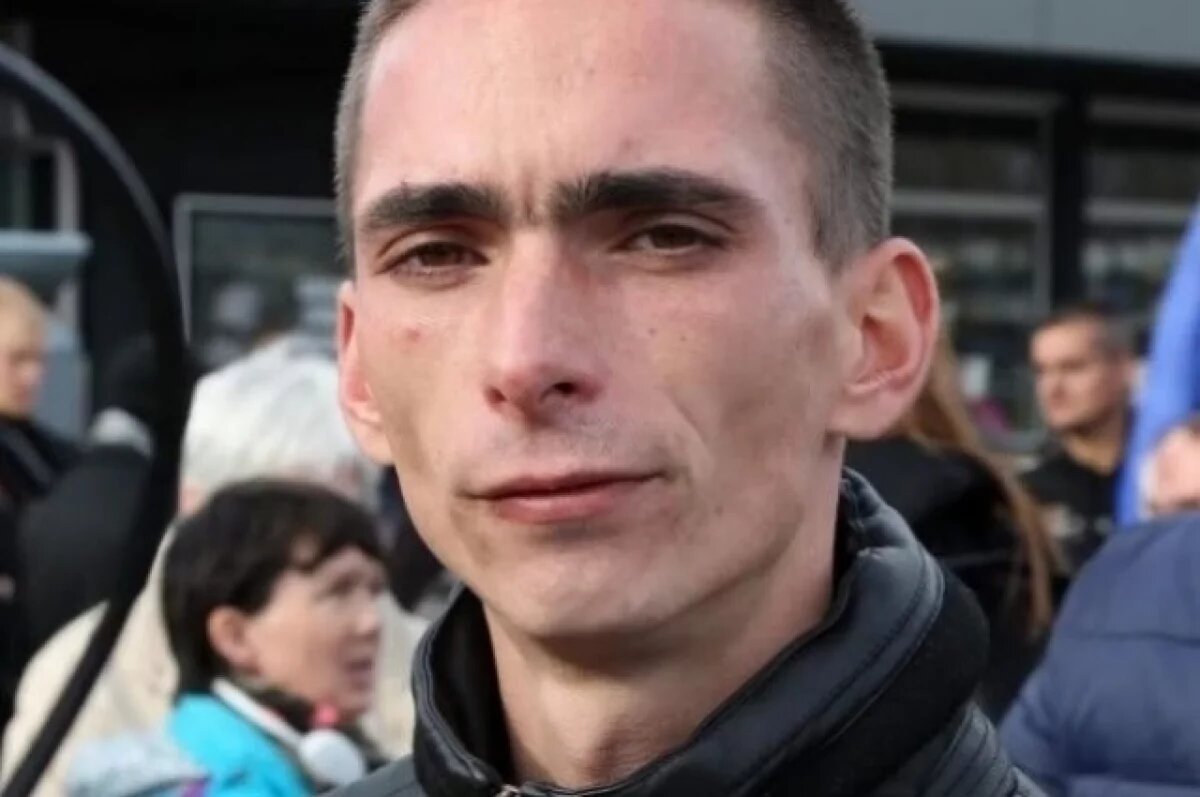    Лидер нацистов из Франции Лоик Пердриэль.