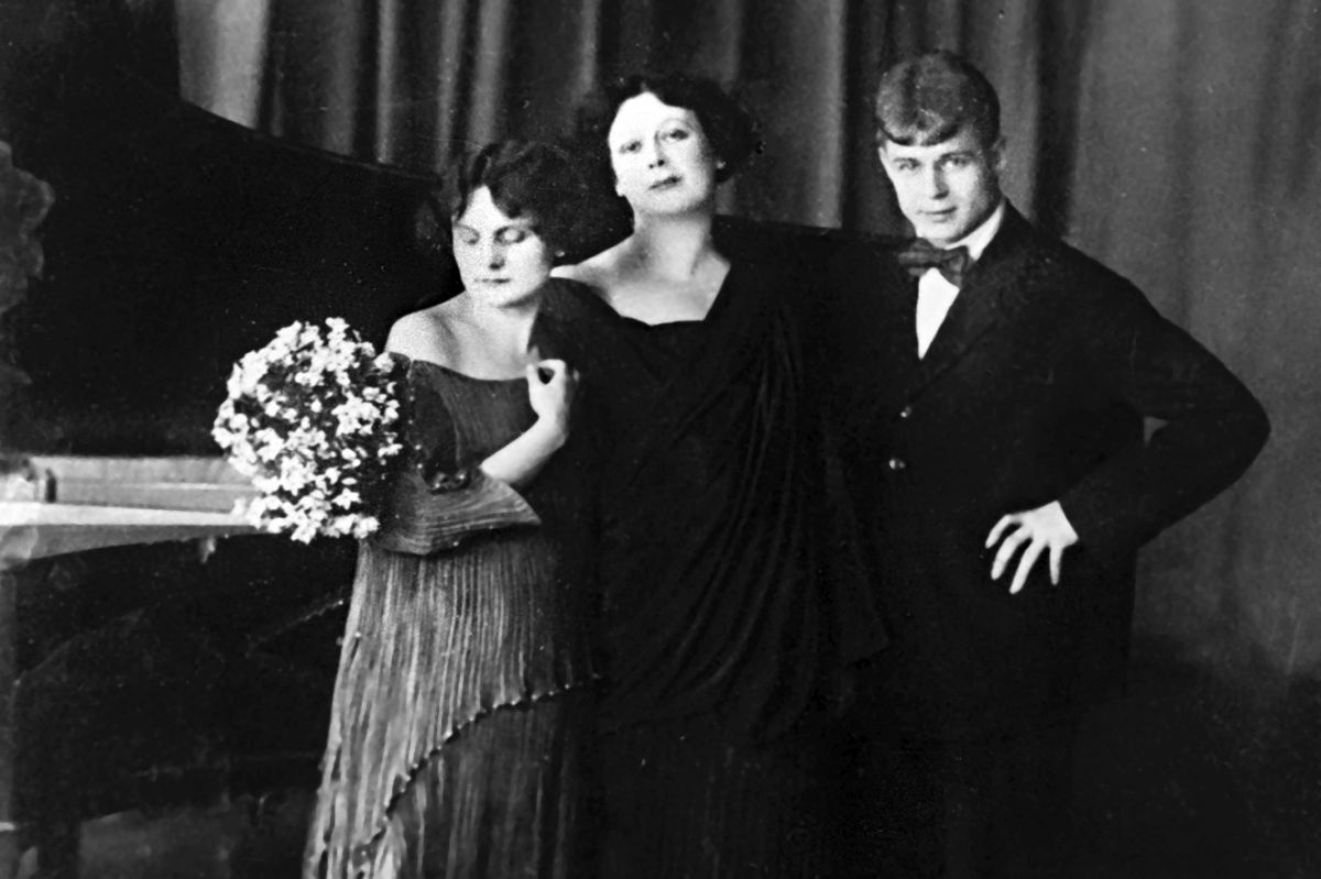    С Ирмой и Айседорой Дункан. 1920 год. / Getty Images