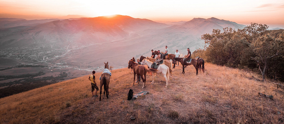 7 вещей, ко­то­рые сто­ит сде­лать в Дагестане