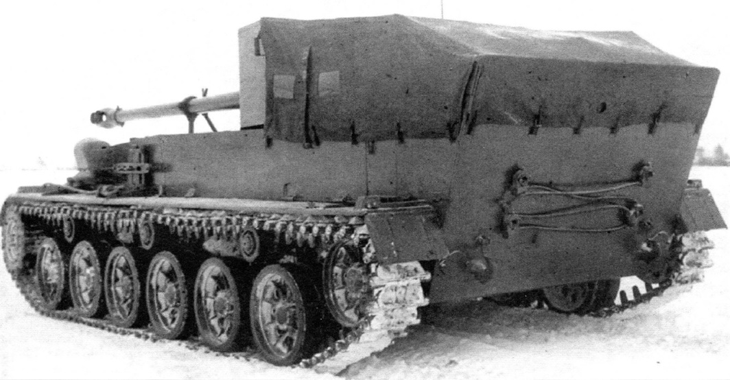 Для упрощения конструкции, боевое отделение САУ строилось по полуоткрытой схеме. Фотография в свободном доступе.