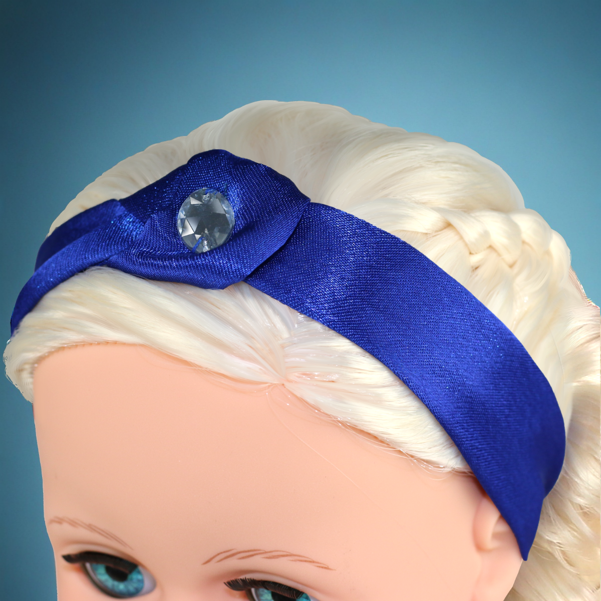 Анна праздничная 6. Повязка на голову с стразиком-капелькой.