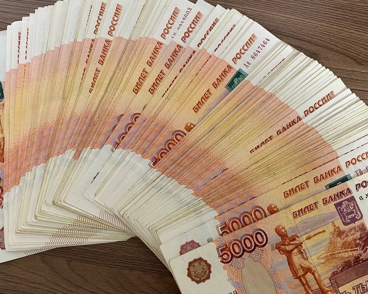     39-летнего курянина арестовали за долг по алиментам в 1,4 млн рублей