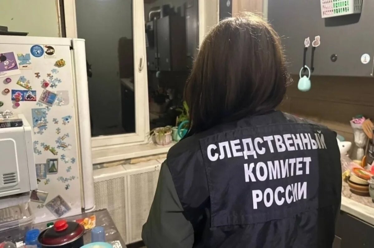    Раздражал плач?