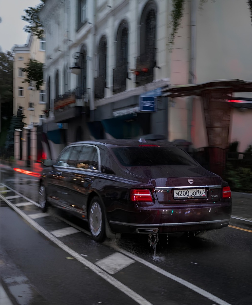    В Москве заметили новый автомобиль Филиппа Киркорова