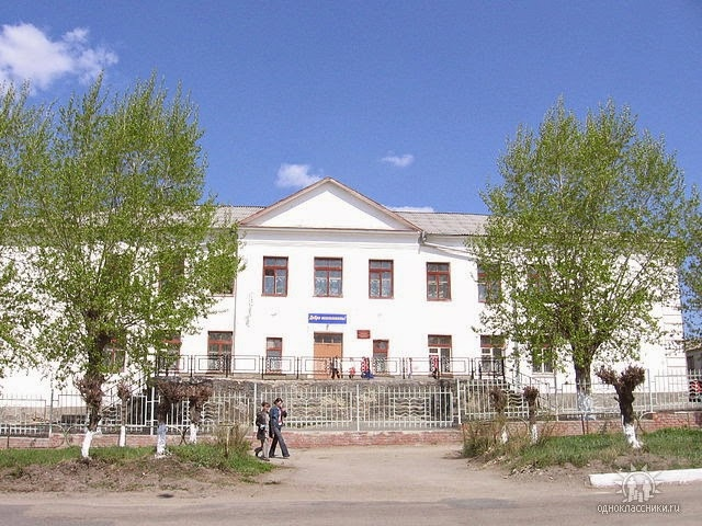 Далматовская средняя школа первых лет