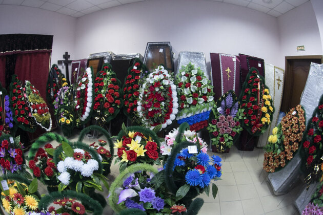    Магазин ритуальных принадлежностей МКУ «Ритуальные услуги». Фото: Михаил Периков