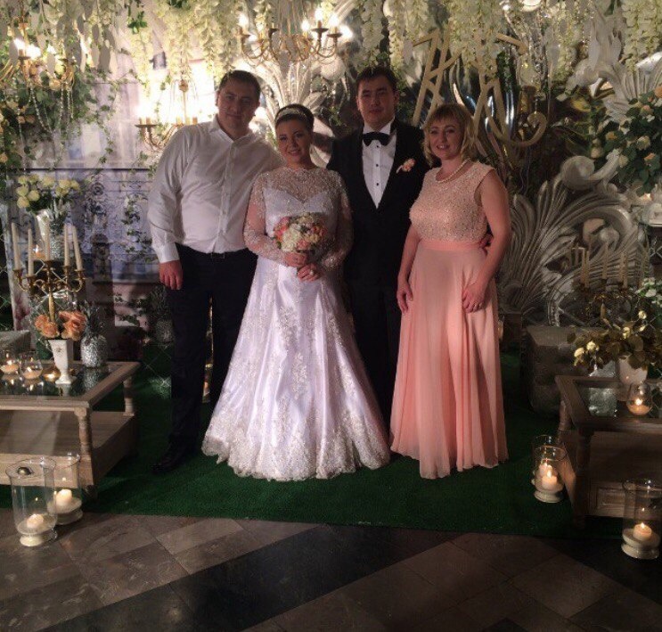 На свадьбе Карины Фёдоровой и Александра Индюкова