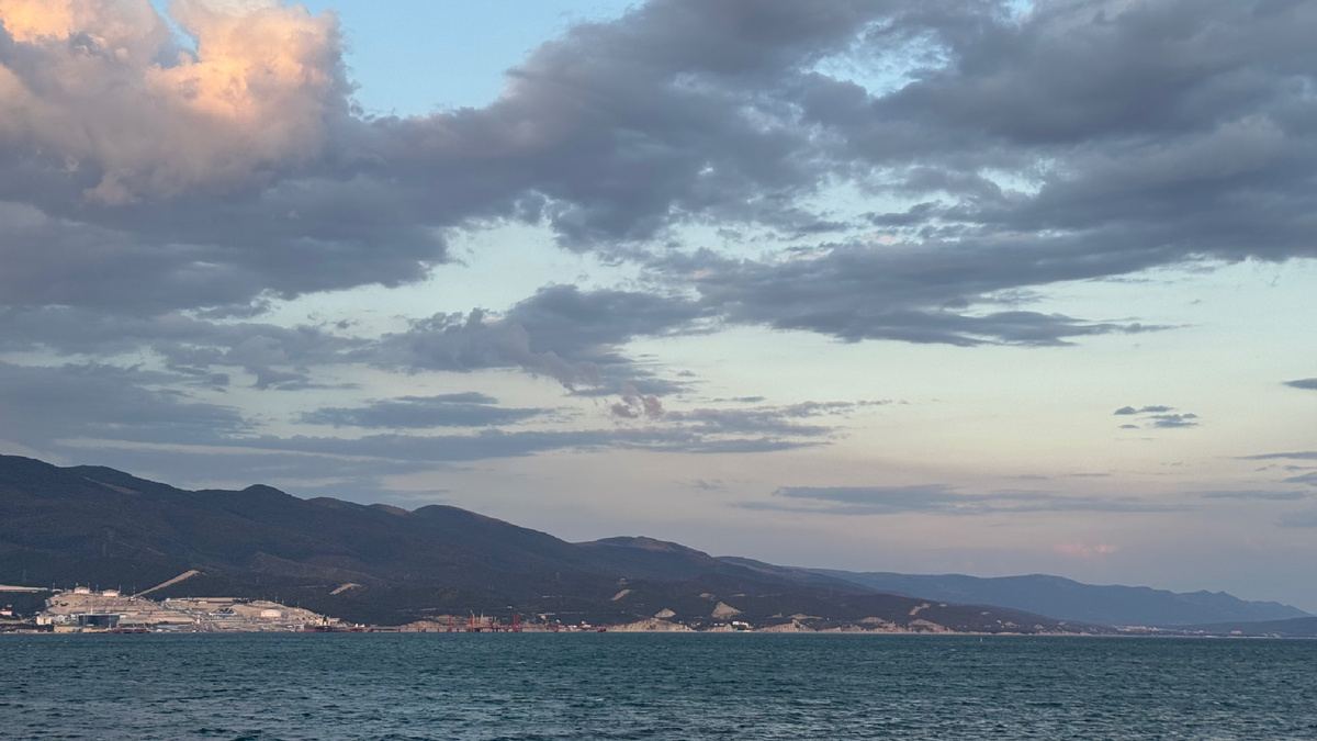 Как-то вечером в Новороссийске…