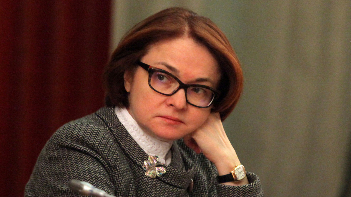 Почему клиенты банков все чаще уходят в МФО?