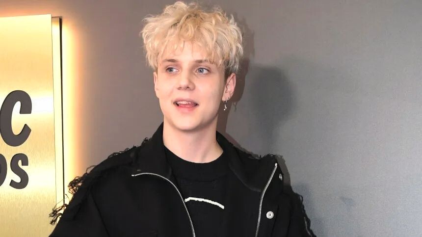 Камила снималась в клипе Вани Дмитриенко