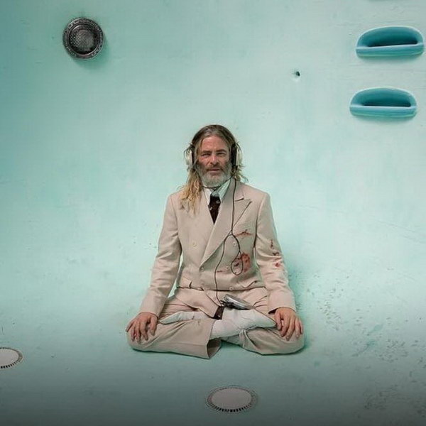     Фильм «Чистильщик бассейнов» с Крисом Пайном покажет СТС