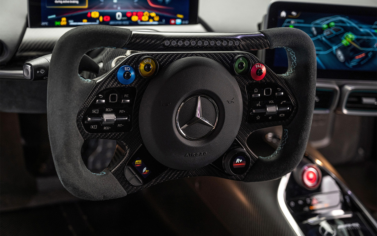 Mercedes-Benz📷Mercedes-Benz AMG One