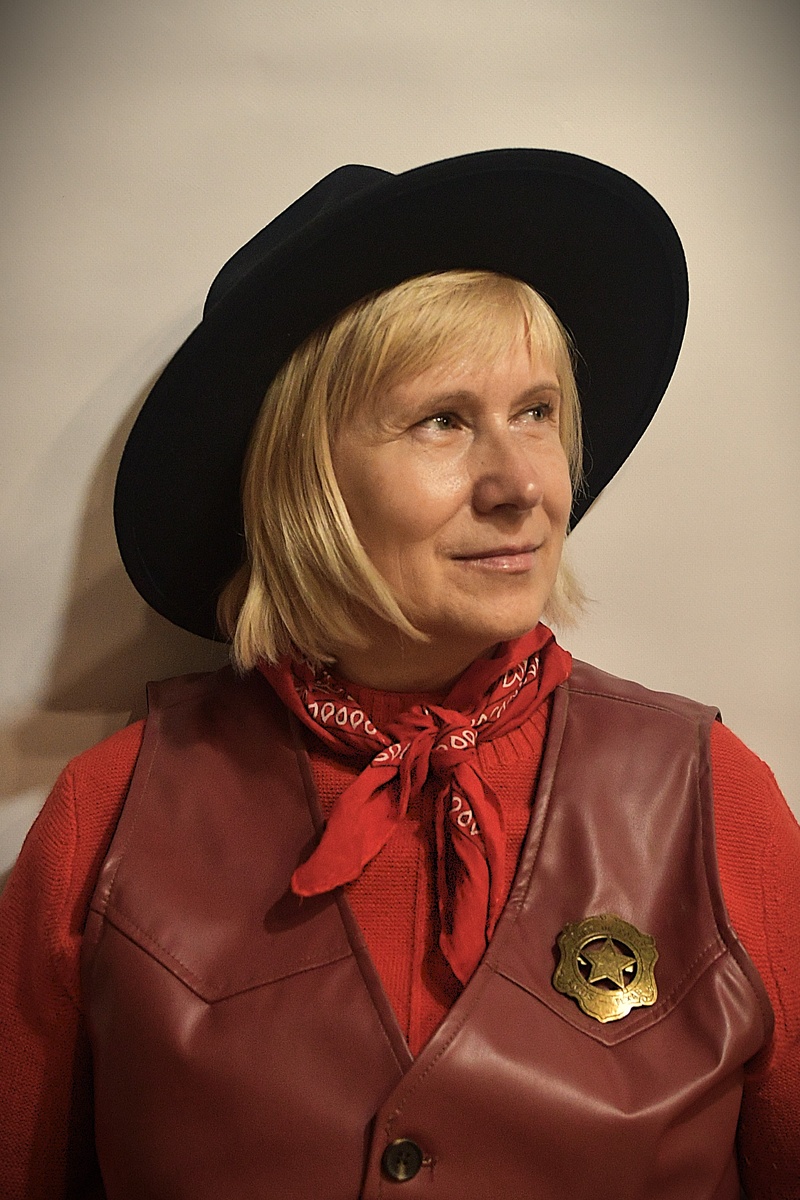 Людмила. Кино-фотостудия «Дикий Запад»