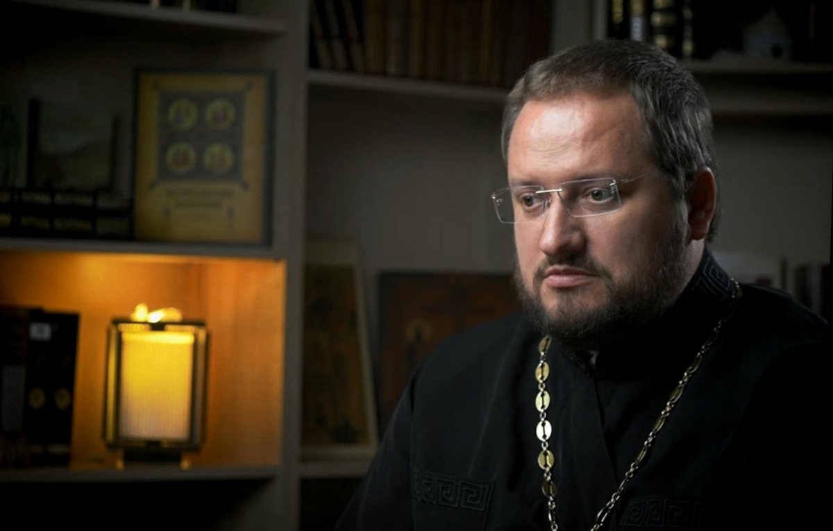 Владислав Береговой — иерей, клирик храма в честь святителя Николая Мирликийского (г. Мосальск), блогер, просветитель.