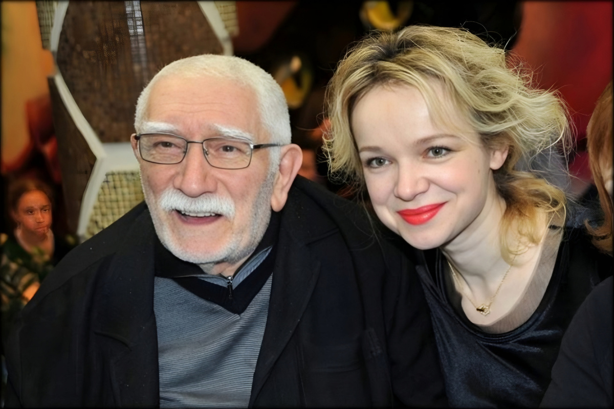 Армен Джигарханян и Виталина Цымбалюк