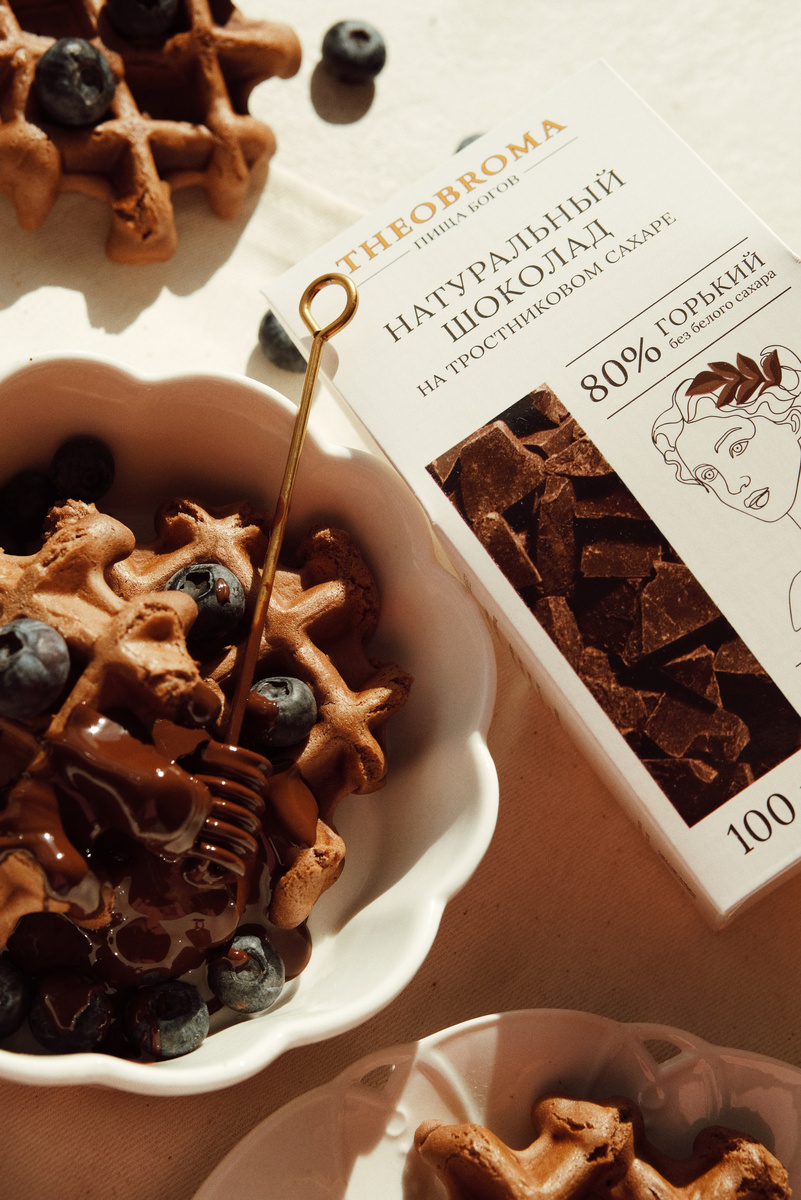 Натуральный шоколад Theobroma "Пища Богов"