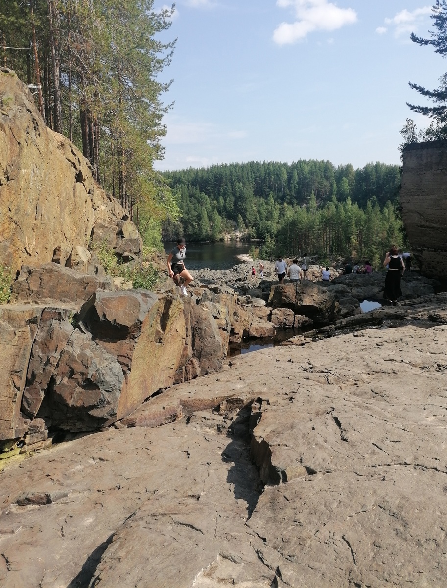 Застывшая лавовая река