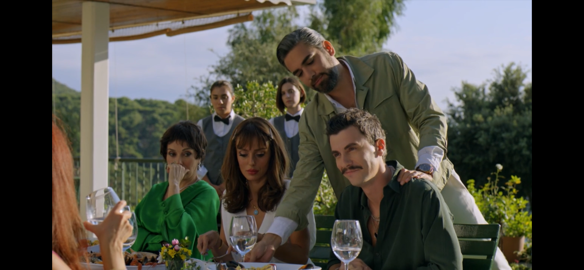 Стоп кадр из сериала «В конце ночи»