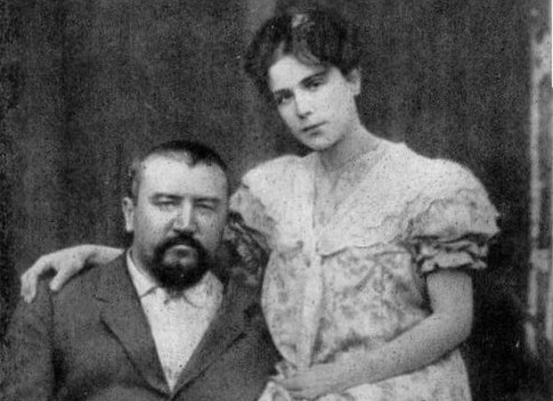 Разрушать его семью она не хотела