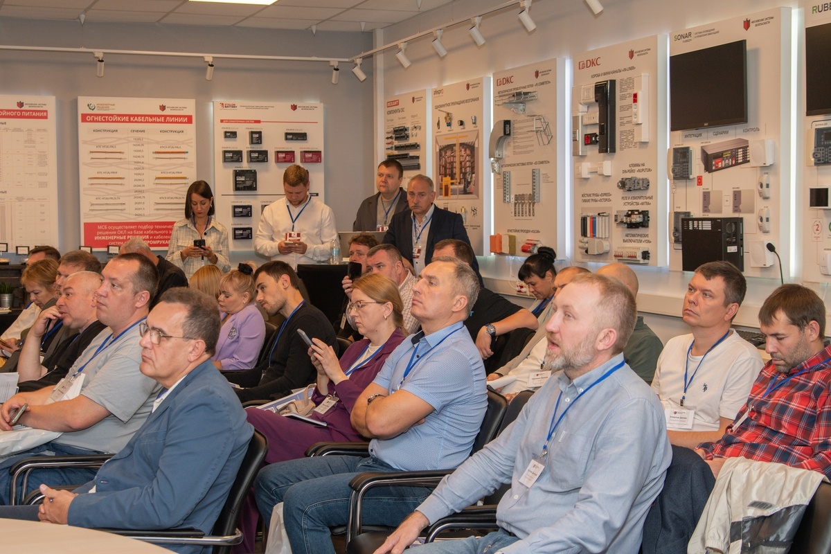 «День монтажника» прошел в инновационном шоуруме, где представлена продукция партнеров компании