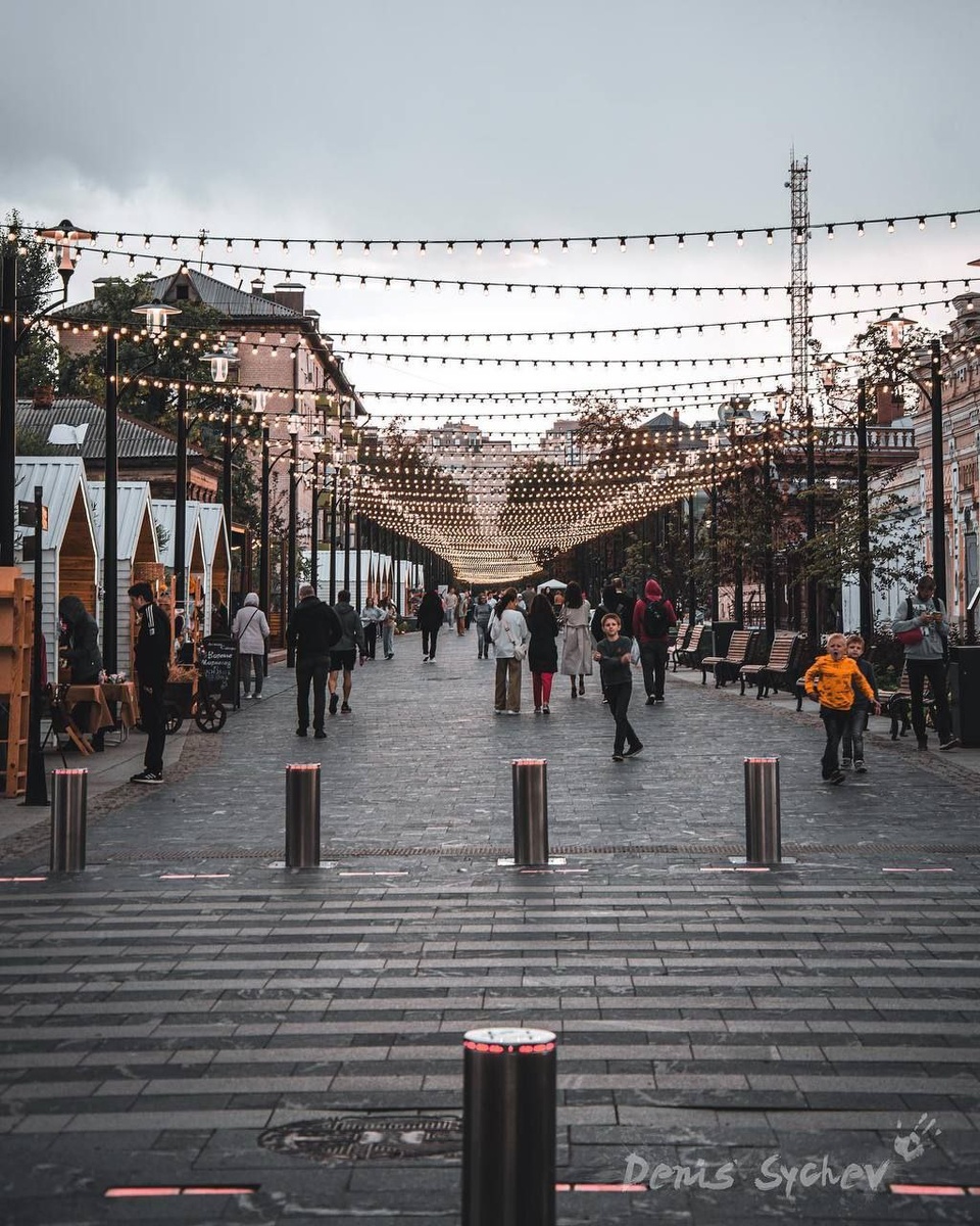 Пешеходная улица Дзержинского в Тюмени 