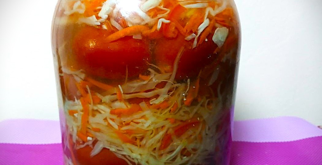 Помидоры в капустной шубе на зиму