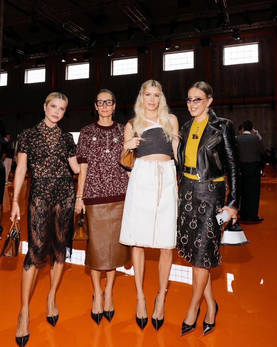 Ксения Собчак, Лена Перминова на Неделе моды в Милане. Фото: соцсети
