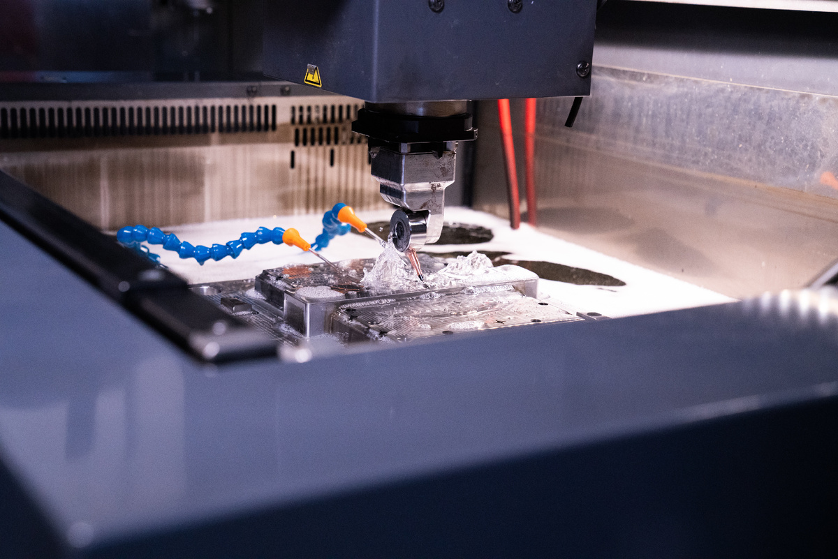 Инструментяльный цех НПО СтарЛайн