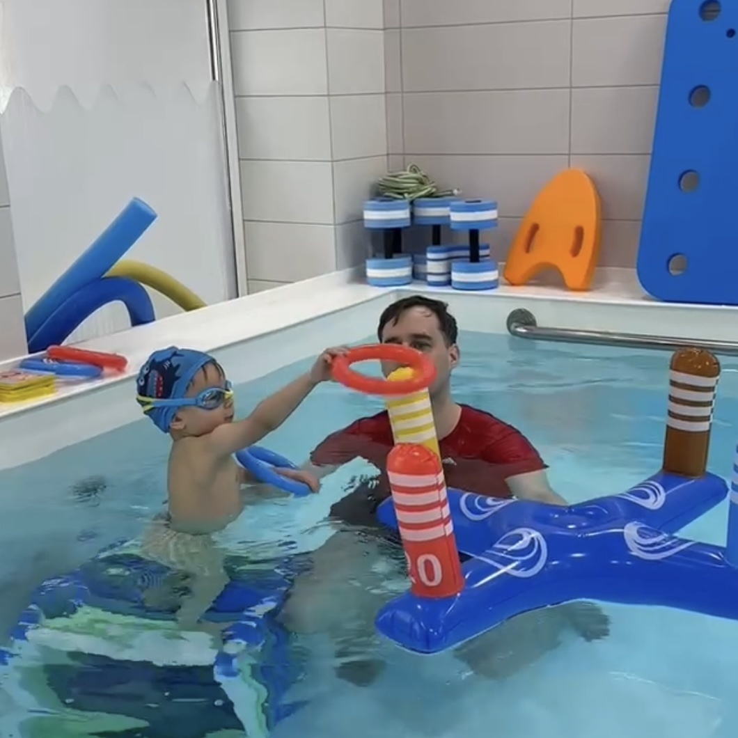 Веселые занятия в аквастудии Alice&Bimbie