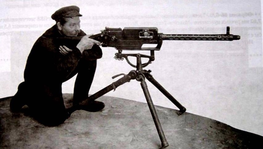 М-Т на треноге системы Льюиса