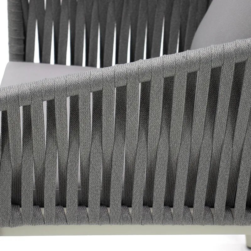 Вариант плетения роупа на подлокотнике кресла