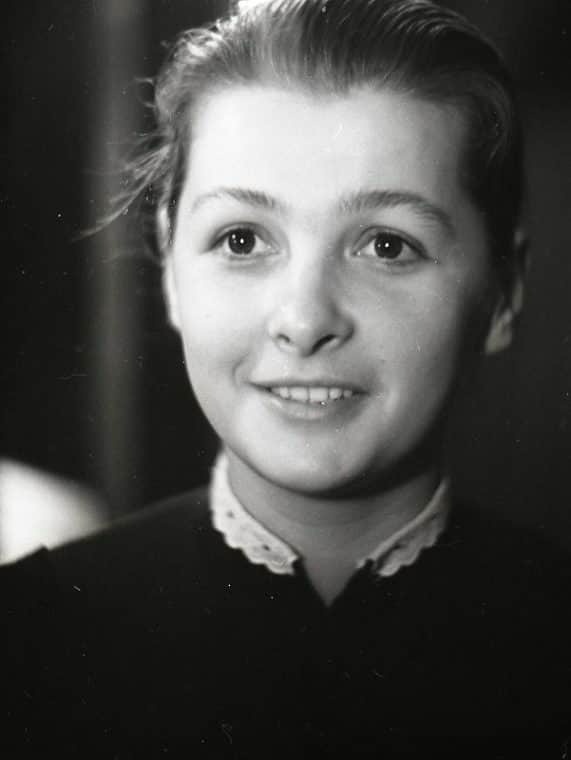 Ольга Бган в детстве