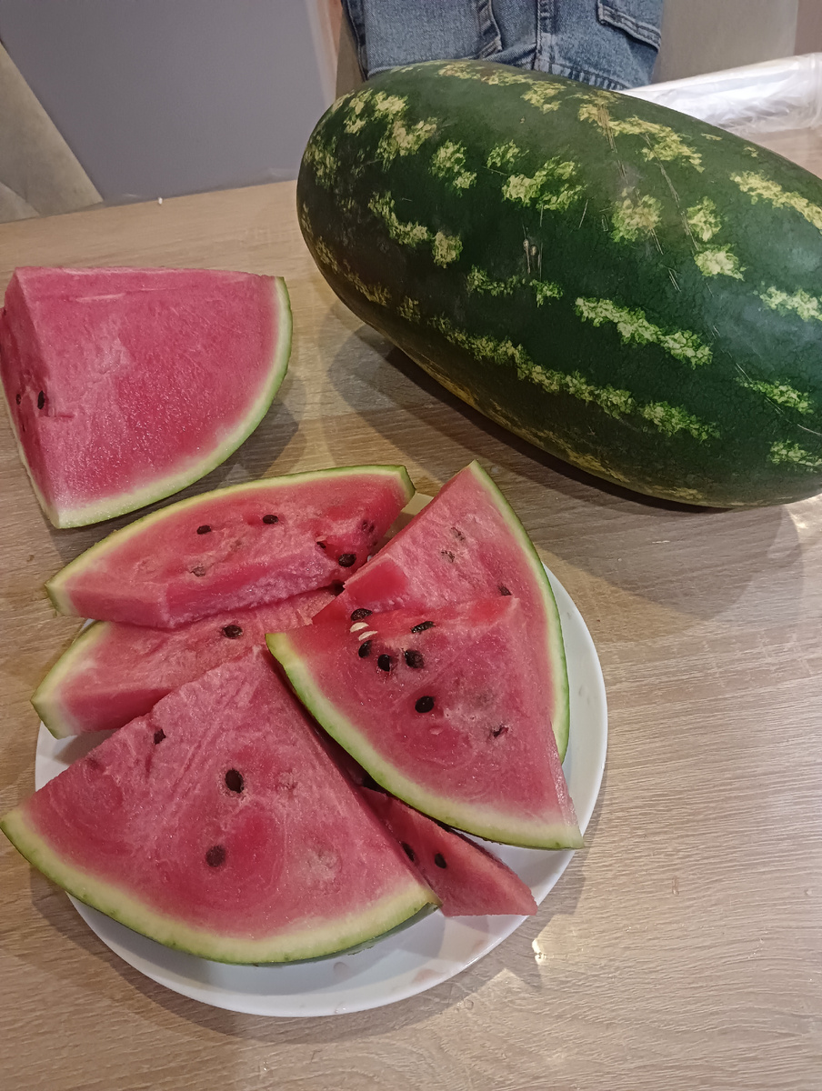 Очень хочется арбуза напоследок поесть, только через раз вкусные попадаются 