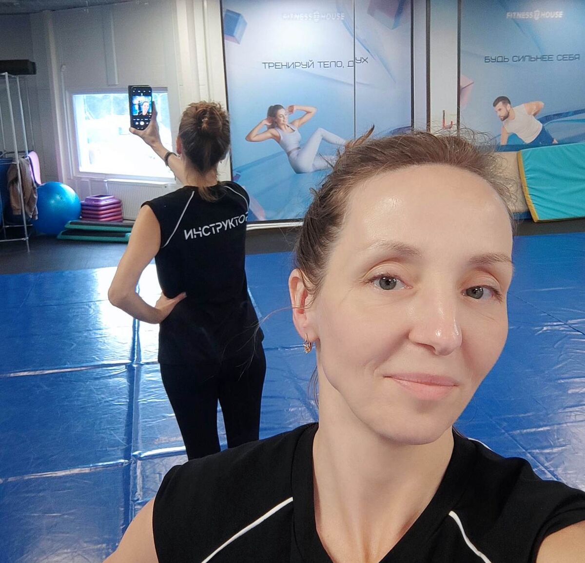 Привет! Я Ксюша, мама пятерых. Долгое время занималась тхэквондо, недавно закончила обучение на фитнес-тренера. Здесь рассказываю о своей жизни как она есть. Всем рада, присоединяйтесь!