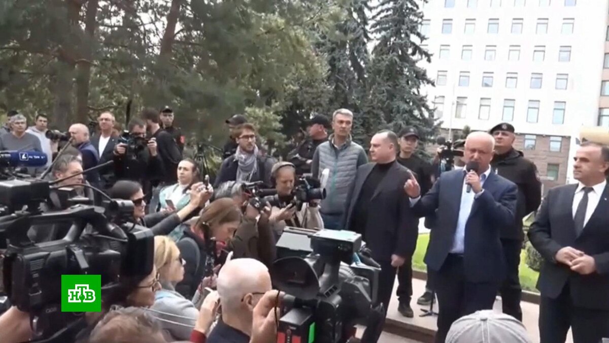    Оппозиция вышла на митинг в Кишинёве после выборов