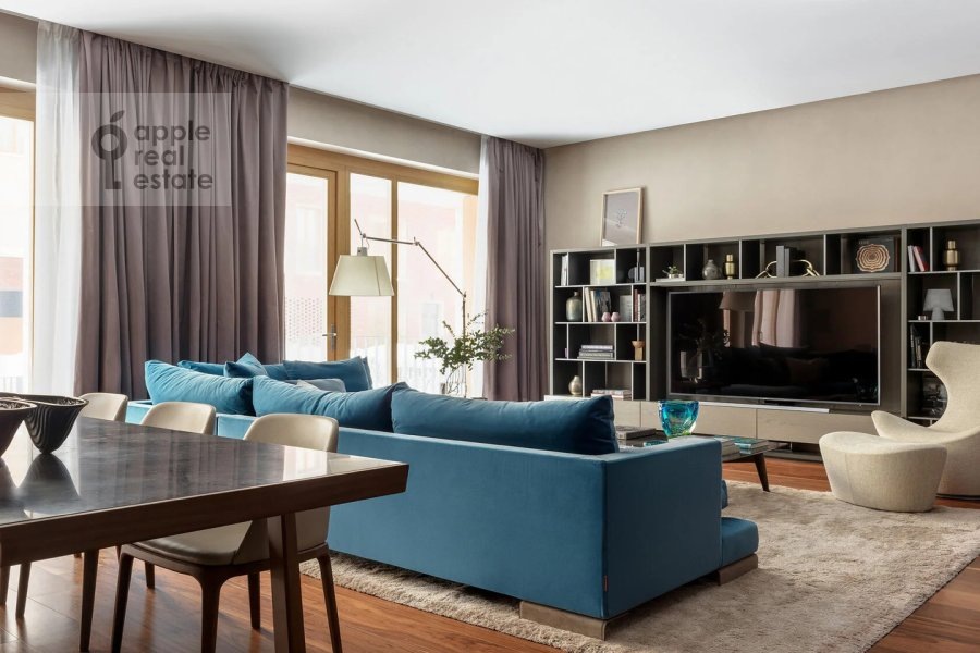 Фото из архива Apple Real Estate