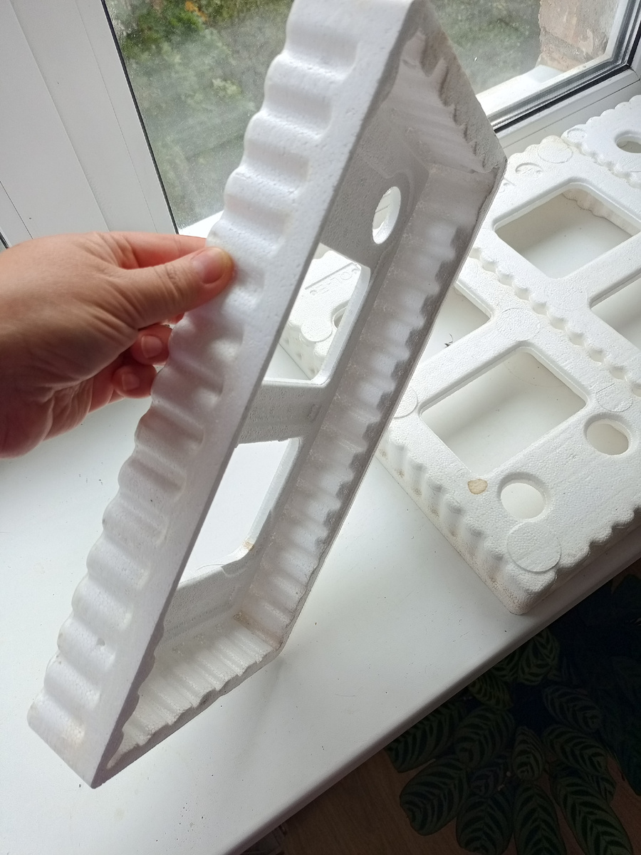 К размеру моего подоконника подошли идеально)