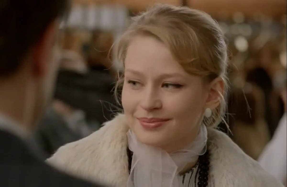 Юлия Пересильд, кадр из сериала «Есенин»